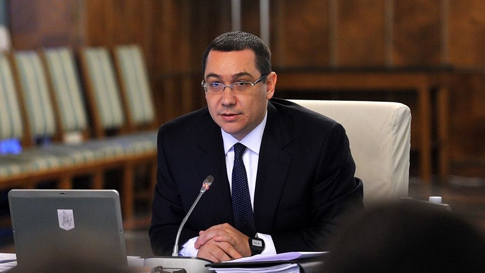 Victor Ponta: Un milion de tineri de pe Facebook cred că sunt comunist