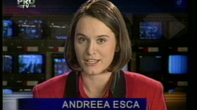 ANDREEA ESCA. Imaginea care te pune pe gânduri