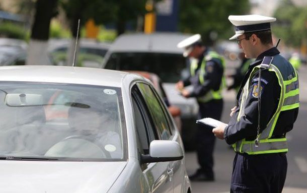 Atenţie, şoferi! Cresc amenzile auto, cea mai mare ajunge la 1.950 de lei