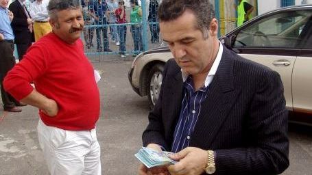 Becali,  "TUN" financiar în Arabia Saudită: prin ce metodă încasează o SUMĂ FABULOASĂ