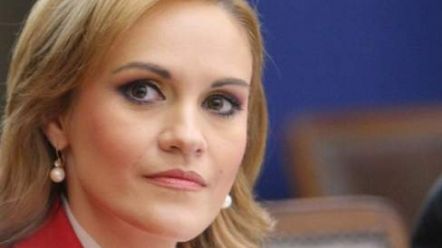 Gabriela Firea atacă: PNL este un partid DISPERAT să ajungă la PUTERE