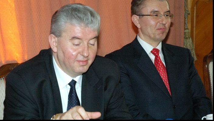 Fraţii Ioan şi Viorel MICULA, SECHESTRU PE ACŢIUNILE STATULUI LA PETROM