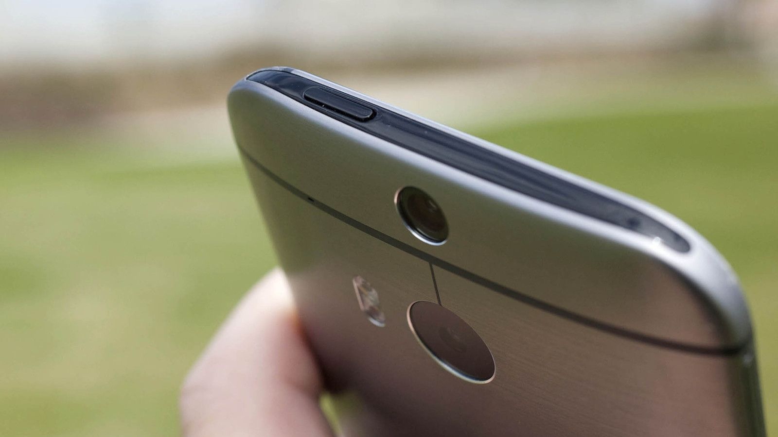 Uită de iPhone! Acesta este telefonul pe care toți și-l vor dori în 2015