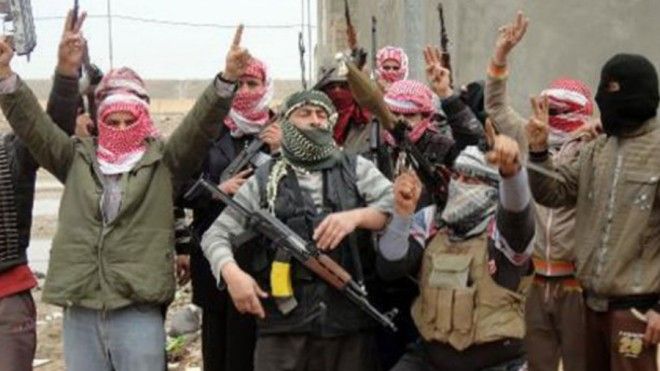 SUA și Irak antrenează combatanți sunniți împotriva STATULUI ISLAMIC 
