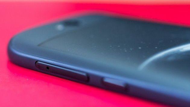 Am testat telefonul cu DOUĂ ecrane venit direct din MAMA RUSIE