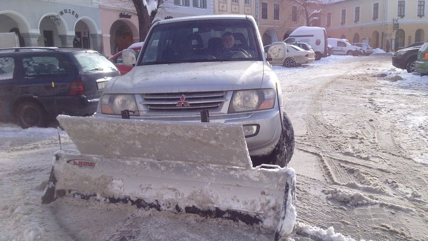 Cum se deszăpezește în centrul Sibiului