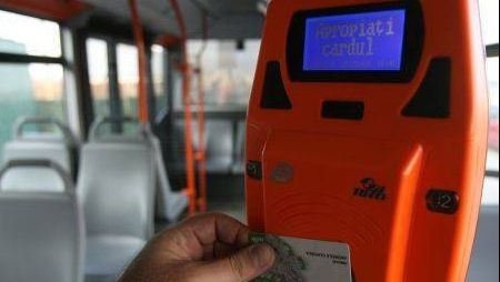 RATB greşeşte, călătorii sunt amendaţi 