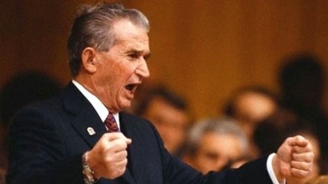 Reporterii NEWSWEEK, de vorbă cu Ceaușescu, cu patru luni înainte de a fi executat