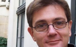 Fondatorul Charlie Hebdo îl acuză pe directorul revistei că i-a împins pe colegii săi către moarte