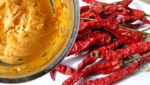 Crema de ARDEI IUTE, remediul miraculos care te scapa în 15 de minute de DURERILE de SPATE