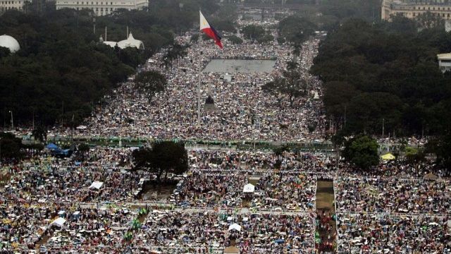 Papa Francisc, în faţa a milioane de oameni la Manila. Ce le-a cerut credincioşilor