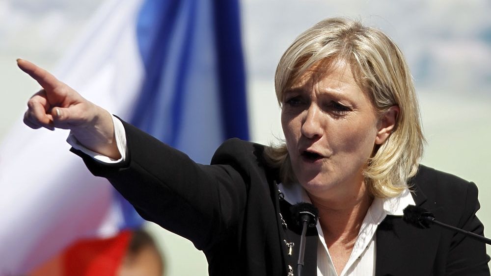Marine Le Pen cere SUSPENDAREA spațiului Schengen