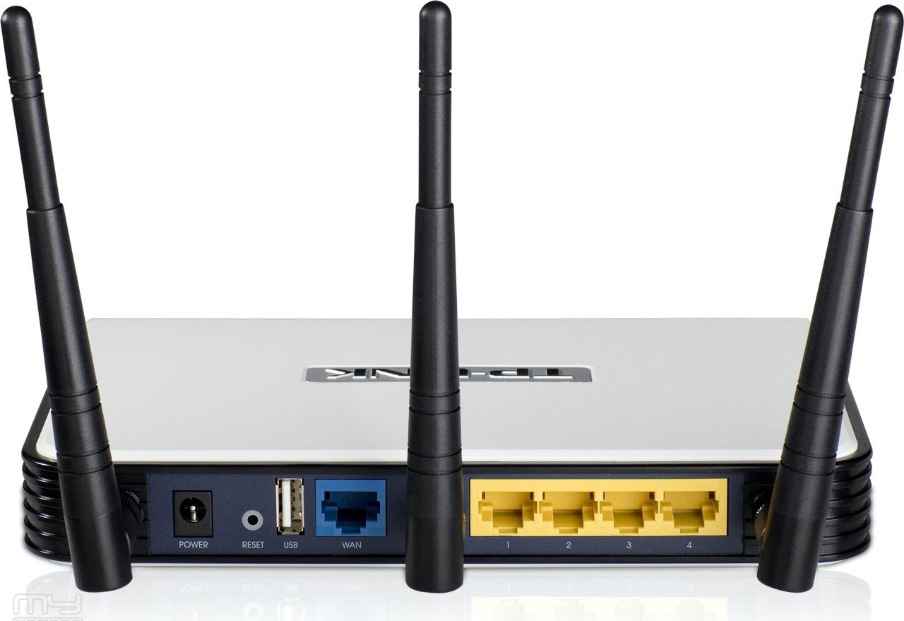 Ti-ai pus internet wireless acasă? Cum îţi protejezi reţeaua 