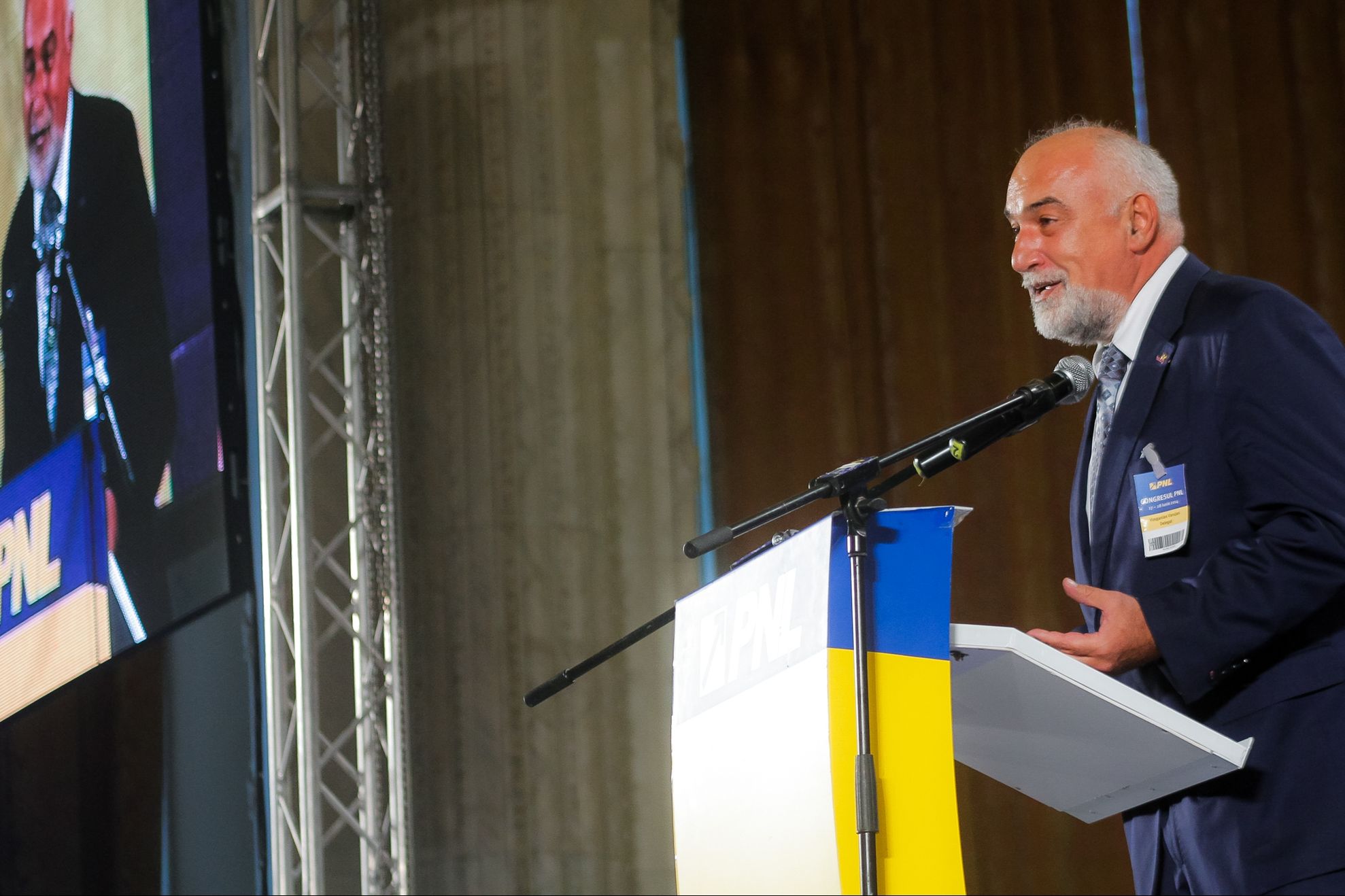 Varujan Vosganian scapă de urmărirea penală: "Este o victorie a democraţiei!"