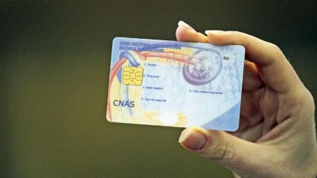 CNAS: Cardul de sănătate are imprimate doar date personale de identificare, nu informaţii medicale