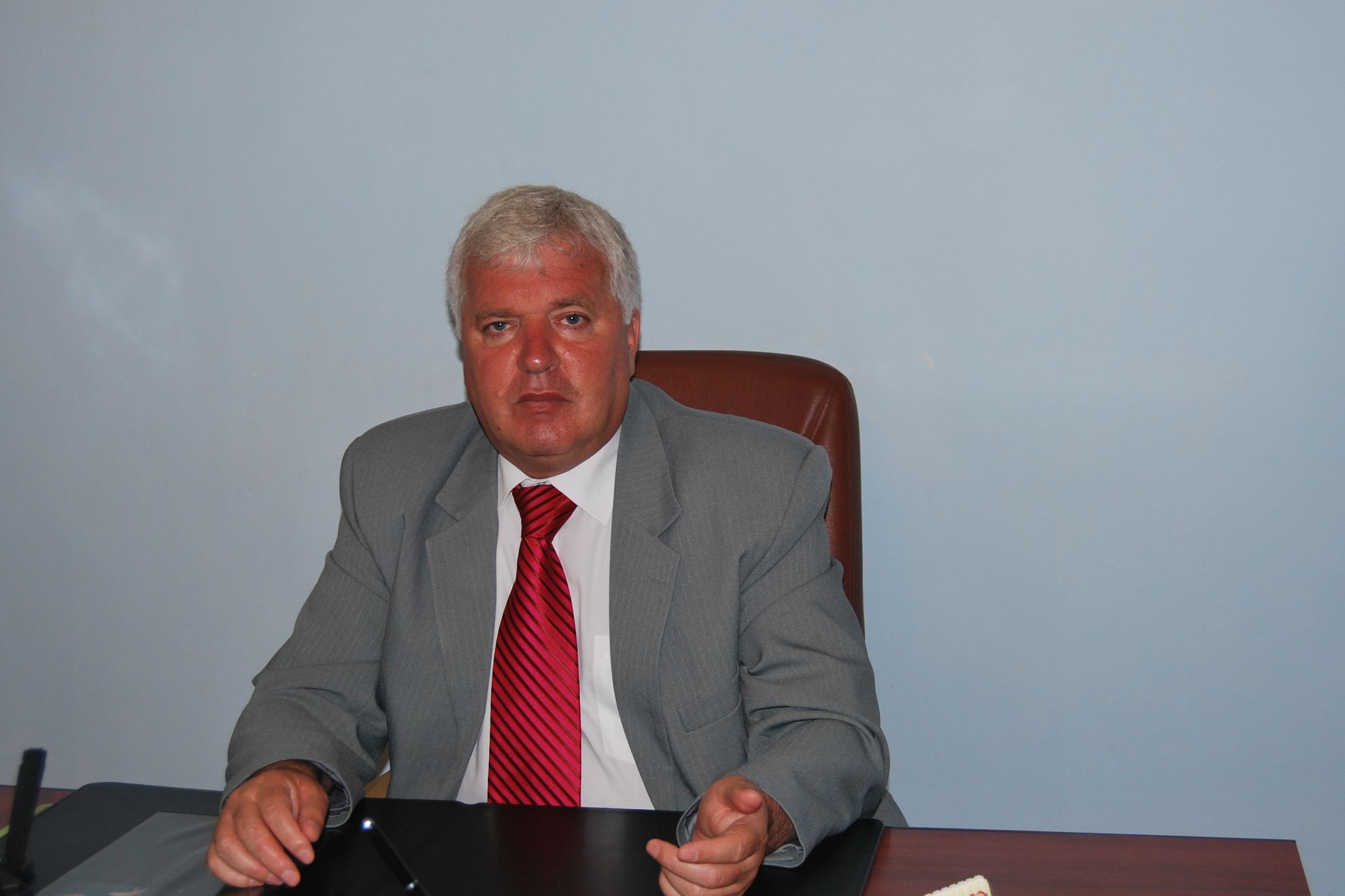 Primarul din Lupeni, Cornel Resmeriță, arestat preventiv în dosarul Gala Bute 