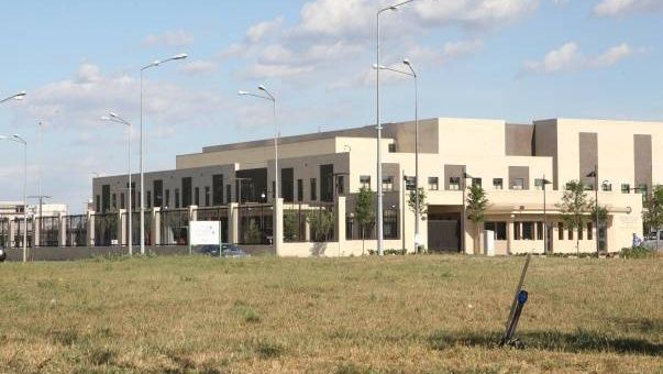 Ambasada SUA a rezolvat problemele: se tipăresc din nou vize. Ce îi sfătuieşte pe români