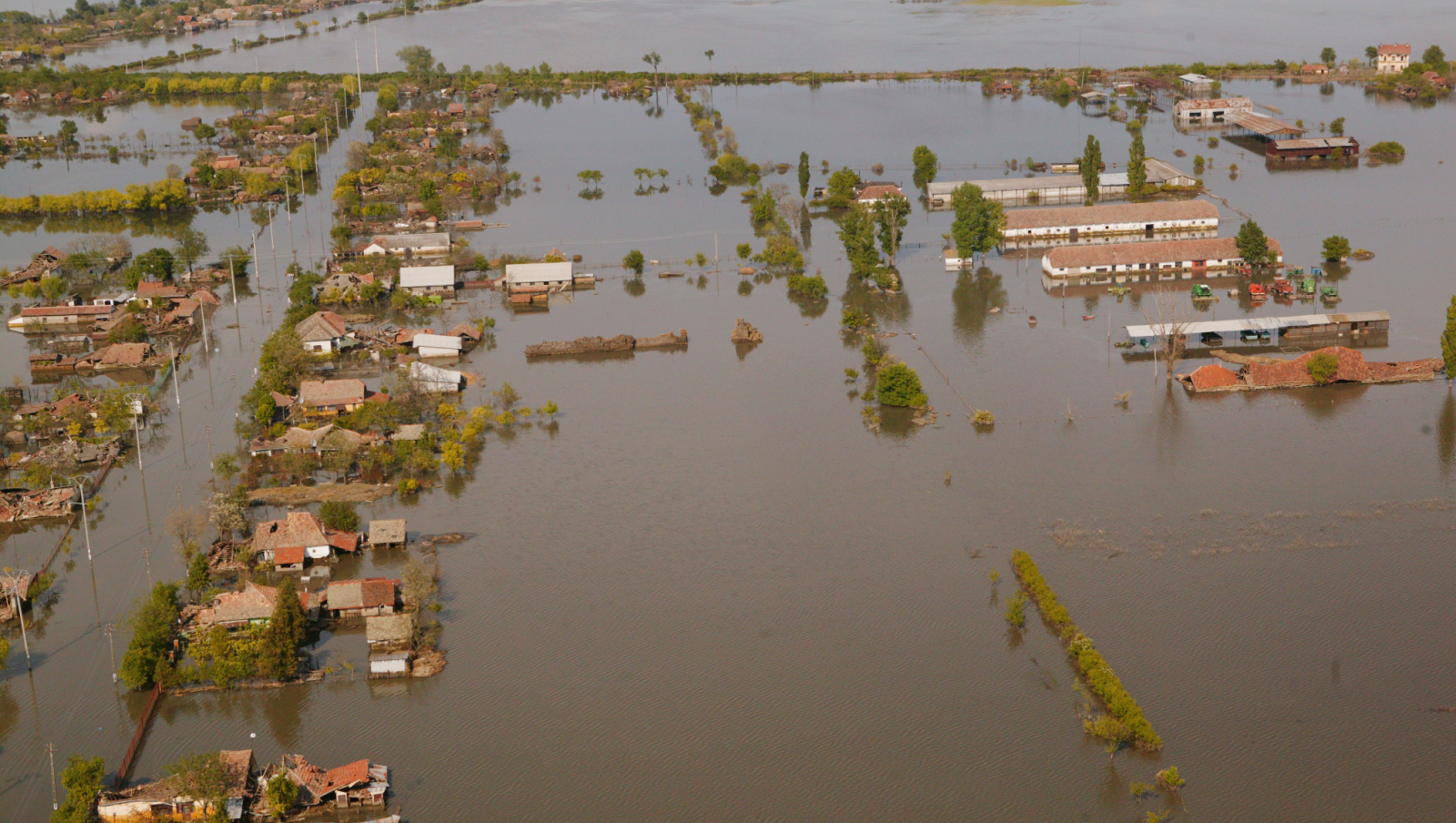 Cod Galben de inundații în nouă bazine hidrografice