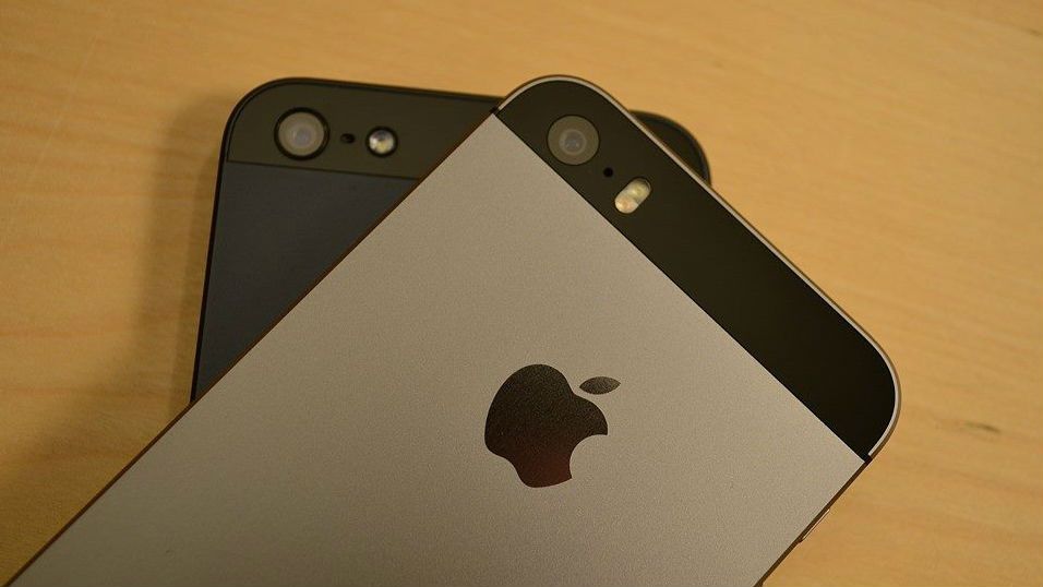 iPhone ucide! Cum a sfârșit o tânără din Rusia din cauza telefonului ei foarte scump!