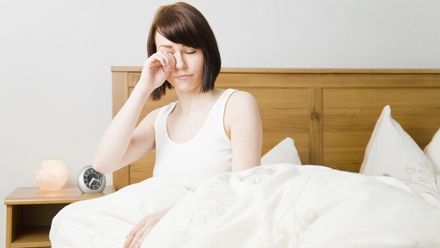 Cum învingi starea de oboseală şi somnolenţa: remedii în funcţie de cauze
