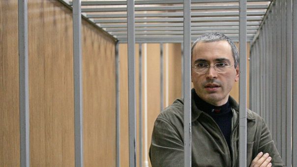 Rusia a emis un mandat de arestare pe numele lui Hodorkovski