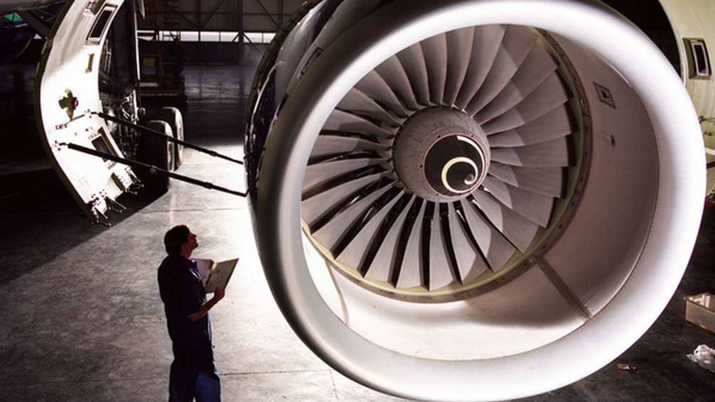 Chinezii au efectuat primul zbor de pasageri în care s-a utilizat ulei de gătit