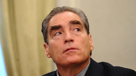 Petre Roman și-a pierdut mandatul de parlamentar. Plenul a luat act de încetarea mandatului