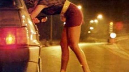Minore din România, obligate să practice prostituţia