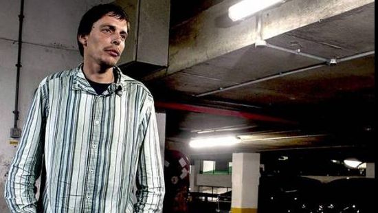 Românii din Marea Britanie au ieșit în stradă. Protest faţă de documentarul "Vin românii"