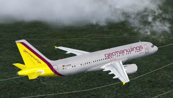 AVION PRĂBUȘIT FRANȚA. Un fotbalist român a reușit să ocolească moartea în ultimul moment