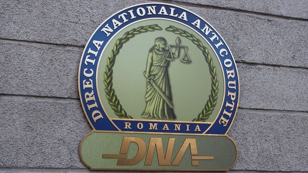 Șefului Centrului de Arest IPJ Neamț, cercetat de DNA pentru că a luat mită 500 de euro și o oaie