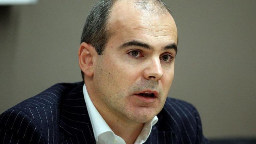 Rareş Bogdan îi răspunde lui Ponta: Nu am atacat-o niciodată pe mama premierului