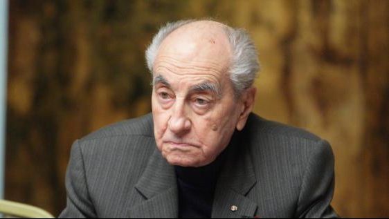 Mircea Ionescu Quintus: Voi refuza pensia specială de parlamentar. Mă ruşinează