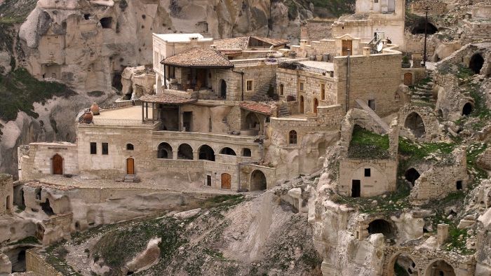 Un oraș subteran antic, de 5000 de ani, descoperit de niște constructori