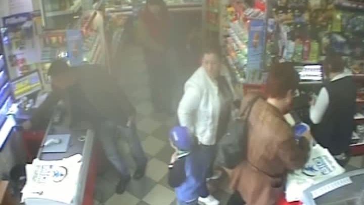 Jaf ca-n filme, surprins de camerele de supraveghere, la Buzău