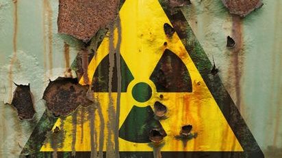 Doi ucraineni au încercat să introducă ilegal materiale RADIOACTIVE în România