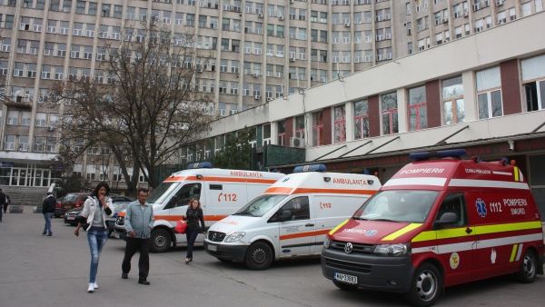 PAȘTE 2015. Lista spitalelor și farmaciilor deschise de Paște în București