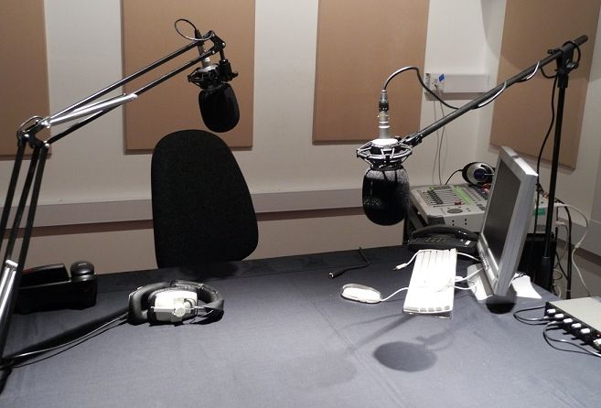 Primul studio de radio mobil din România, într-o dubiță Volkswagen