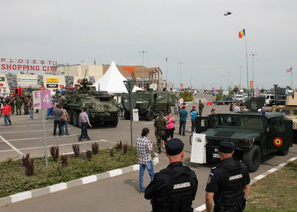 De ce s-au strâns blindatele și elicopterele americane la un mall din Ploiești