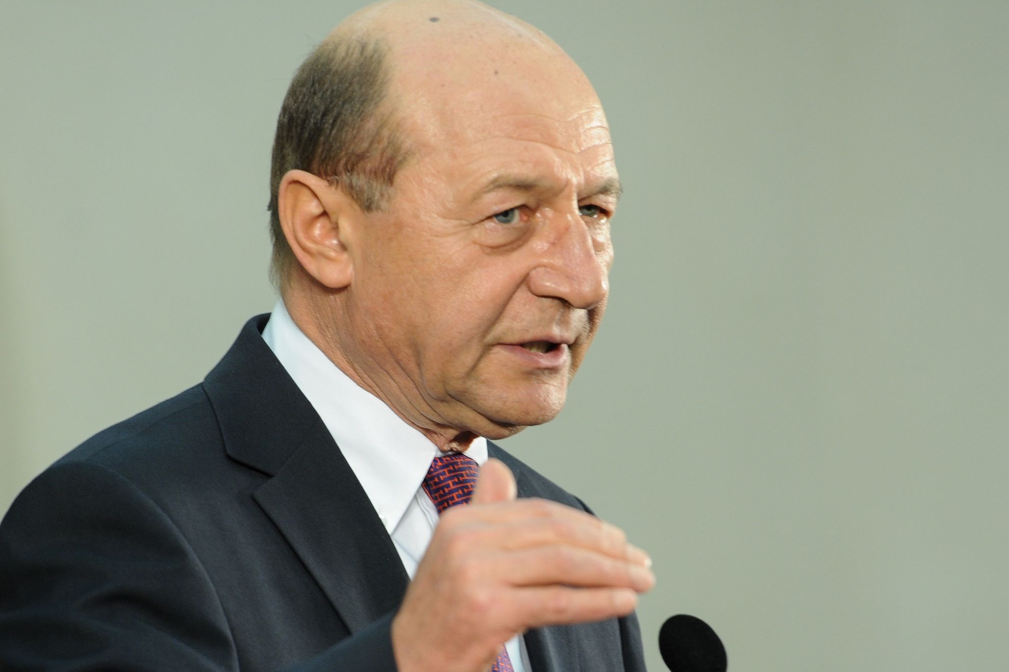Băsescu: Procurorii-șefi trebuie să aibă mandate de patru ani și să aibă dreptul la două mandate 