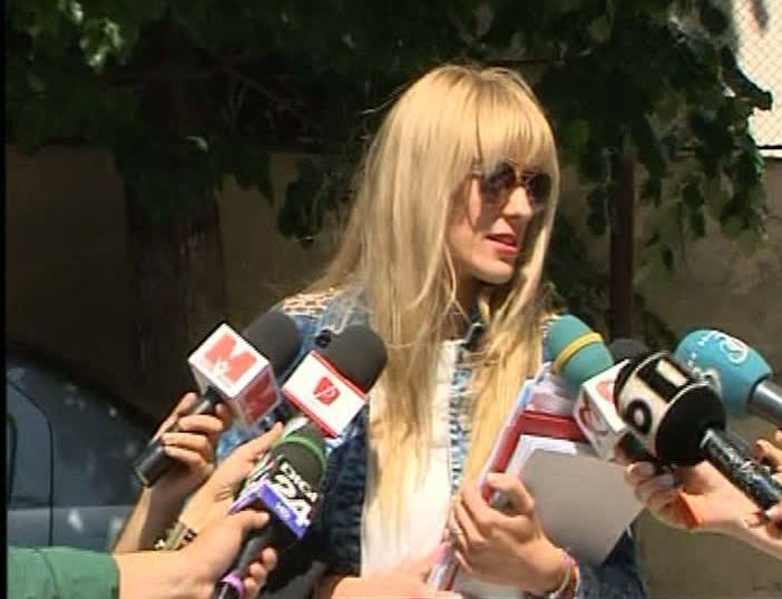 Iubita lui Radu Mazăre dezvăluie cum face primarul sport după gratii: Fac abdomene în pat