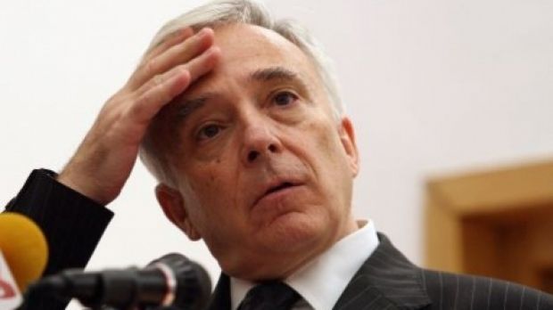 Cum explică guvernatorul BNR căderea leului. "Tendința de depreciere e de durată"