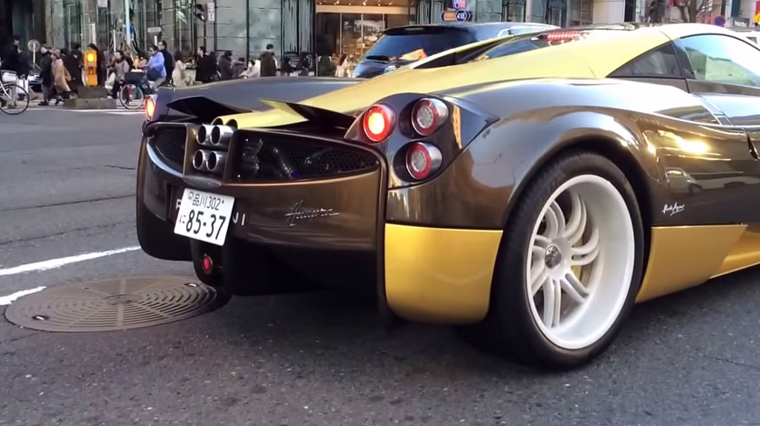 Românii își cumpără mașini de lux la mâna a doua: Ferrari, Maserati, Porsche sau Jaguar
