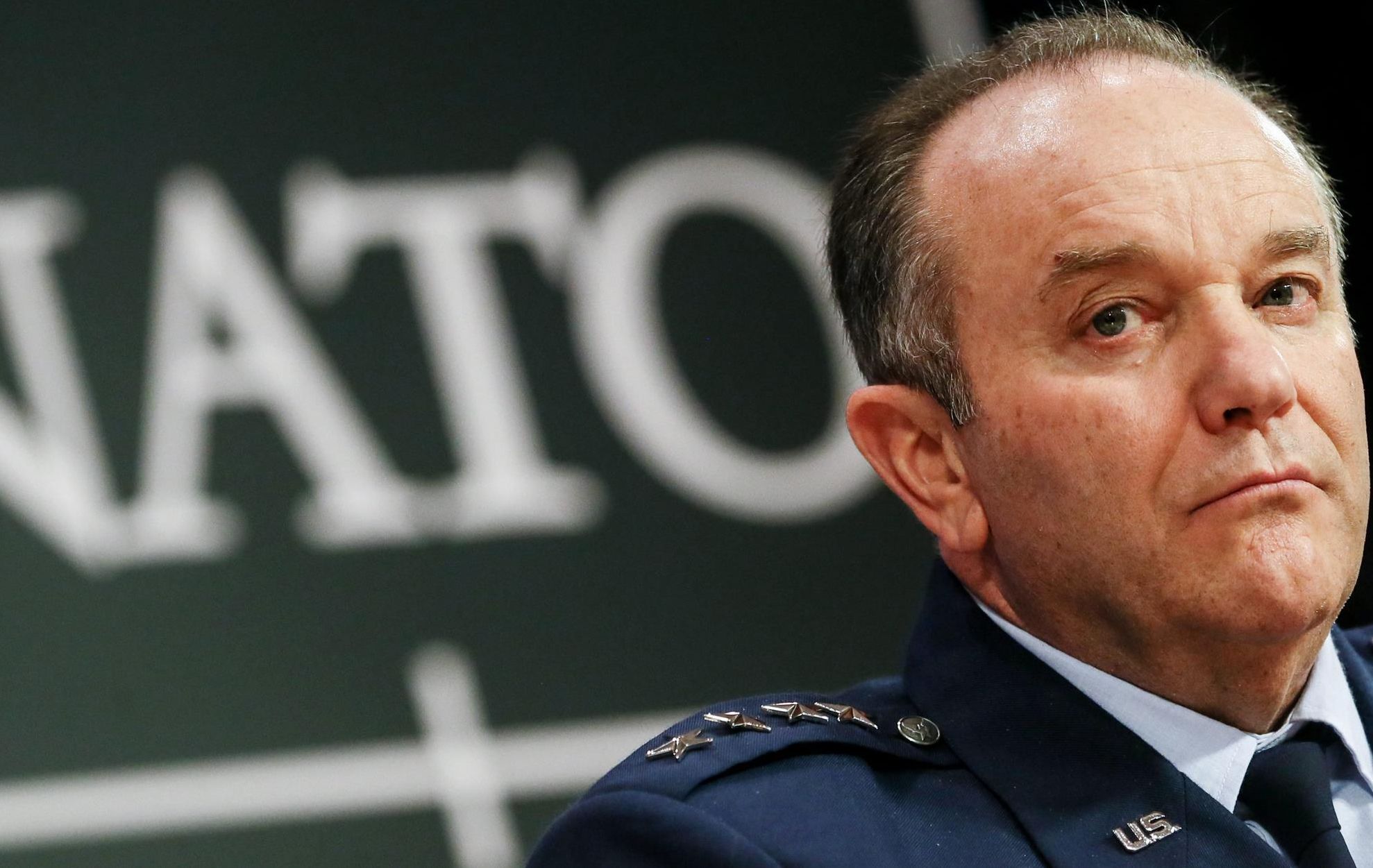 Generalul Philip Breedlove: Rusia a deplasat noi trupe și echipamente militare în estul Ucrainei 