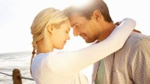 Studii despre atracţia sexuală: iată ce caută un bărbat la o femeie! 