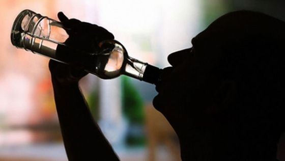 Efectele alcoolului consumat pe stomacul gol