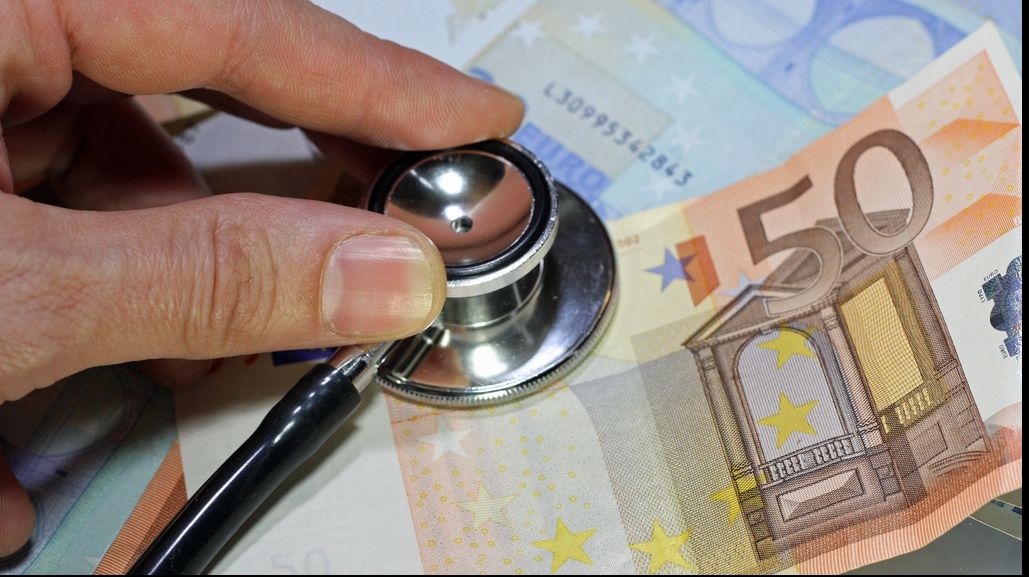 Mai mulţi bani pentru Sănătate: Hepatita C şi Ebola, printre priorităţi
