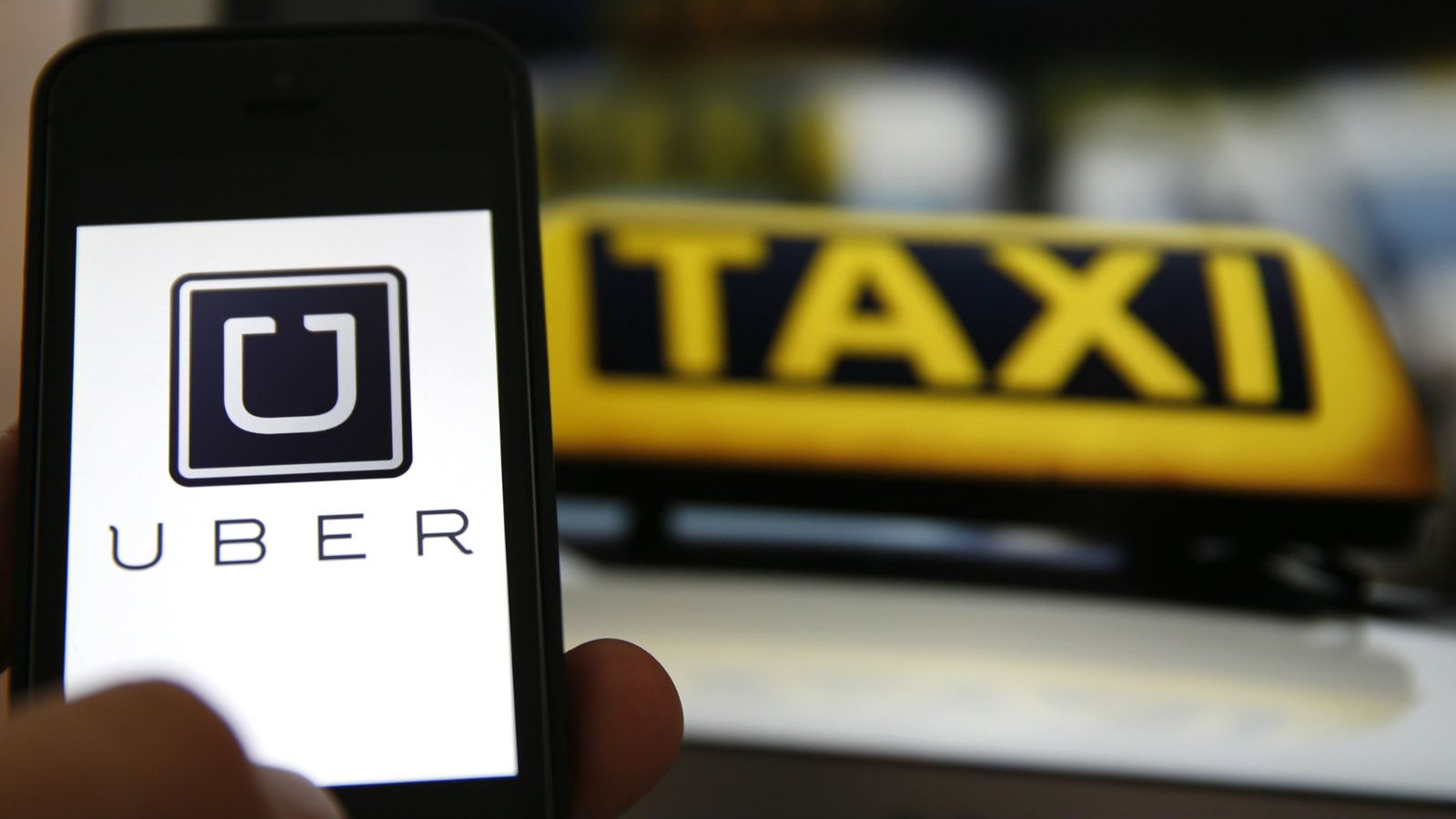 Adevărul care trebuie știut! Taximetriștii sunt îngroziți și noi rămânem fără transport civilizat!