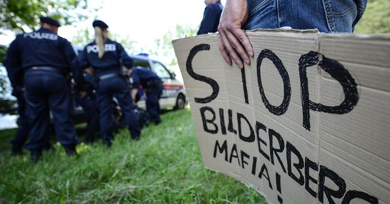Teoria conspirației: Soarta Greciei a fost decisă de grupul Bilderberg