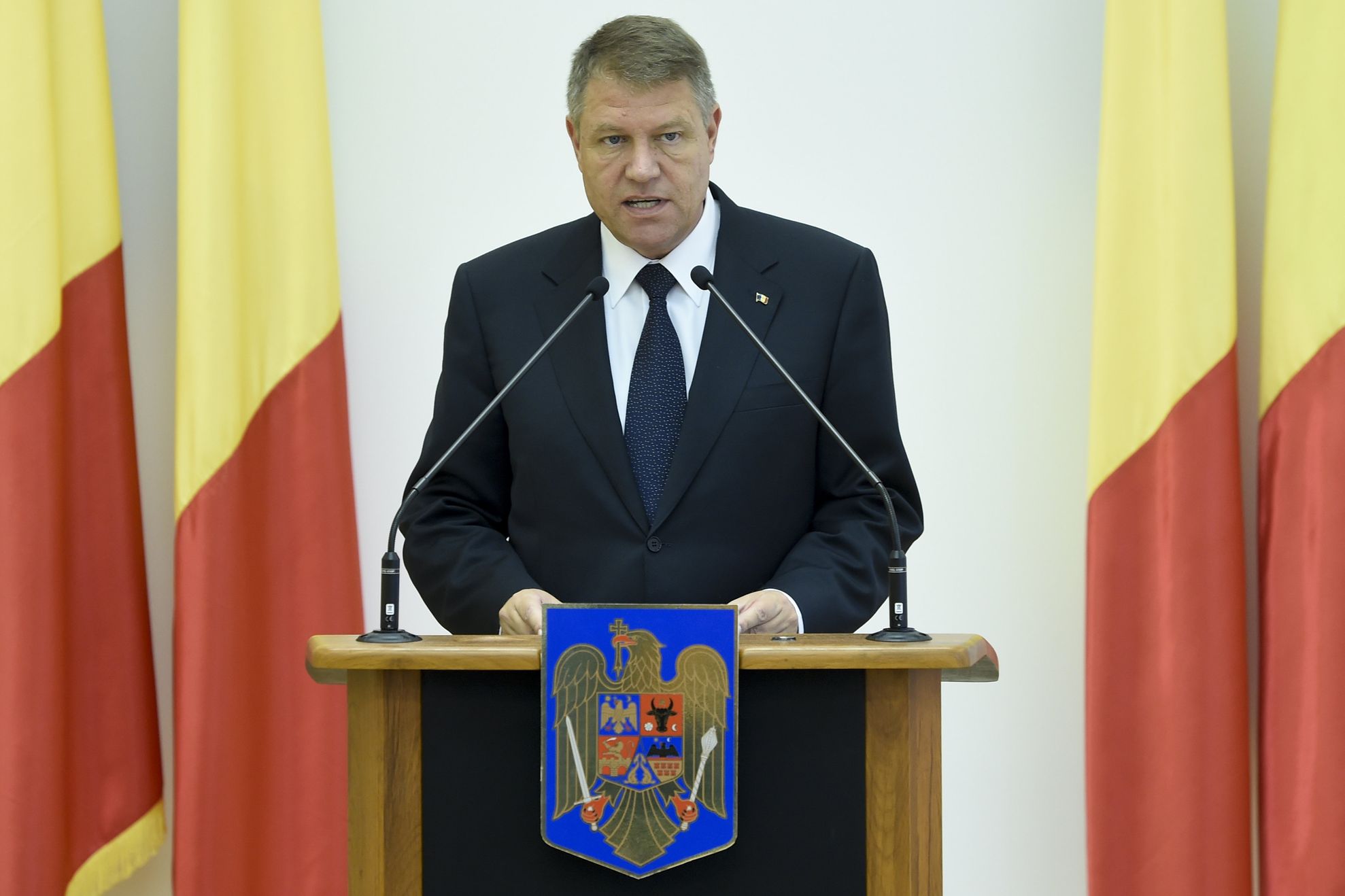 Klaus Iohannis, la C. European de toamnă: Trebuie să colaborăm cu ţările de unde vin refugiaţii